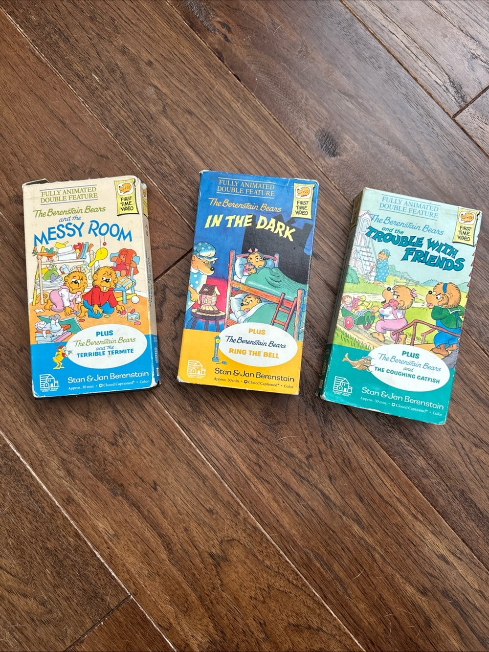 the berenstain bears VHS Lot Of 3 30 Minutes 1983-86 Vintage